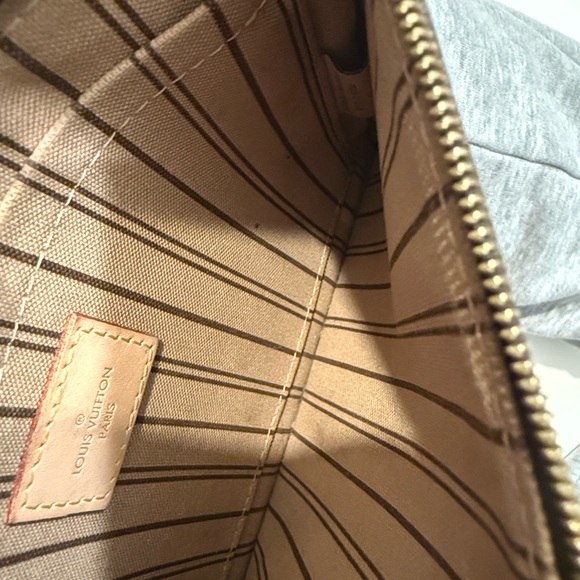 Louis Vuitton Brown Monogram Pouch - Picture 15 of 16